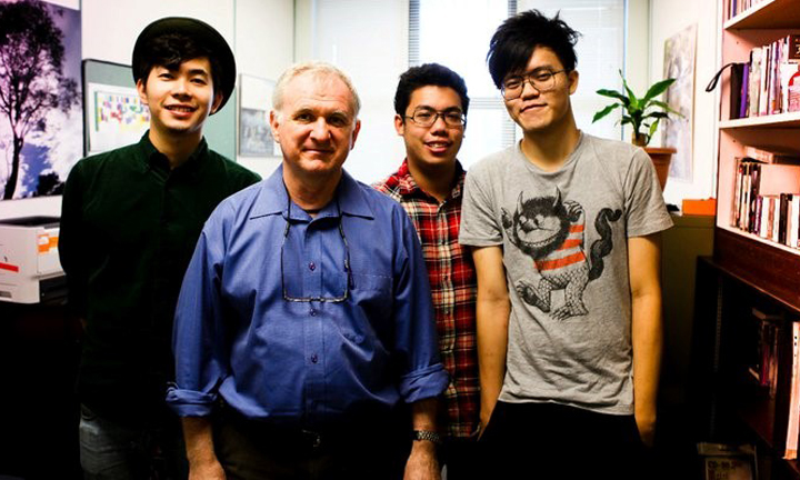 Alumnus Chiang Wei Liang and friends with WKWSCI senior lecturer, Dr Kym Campbell
