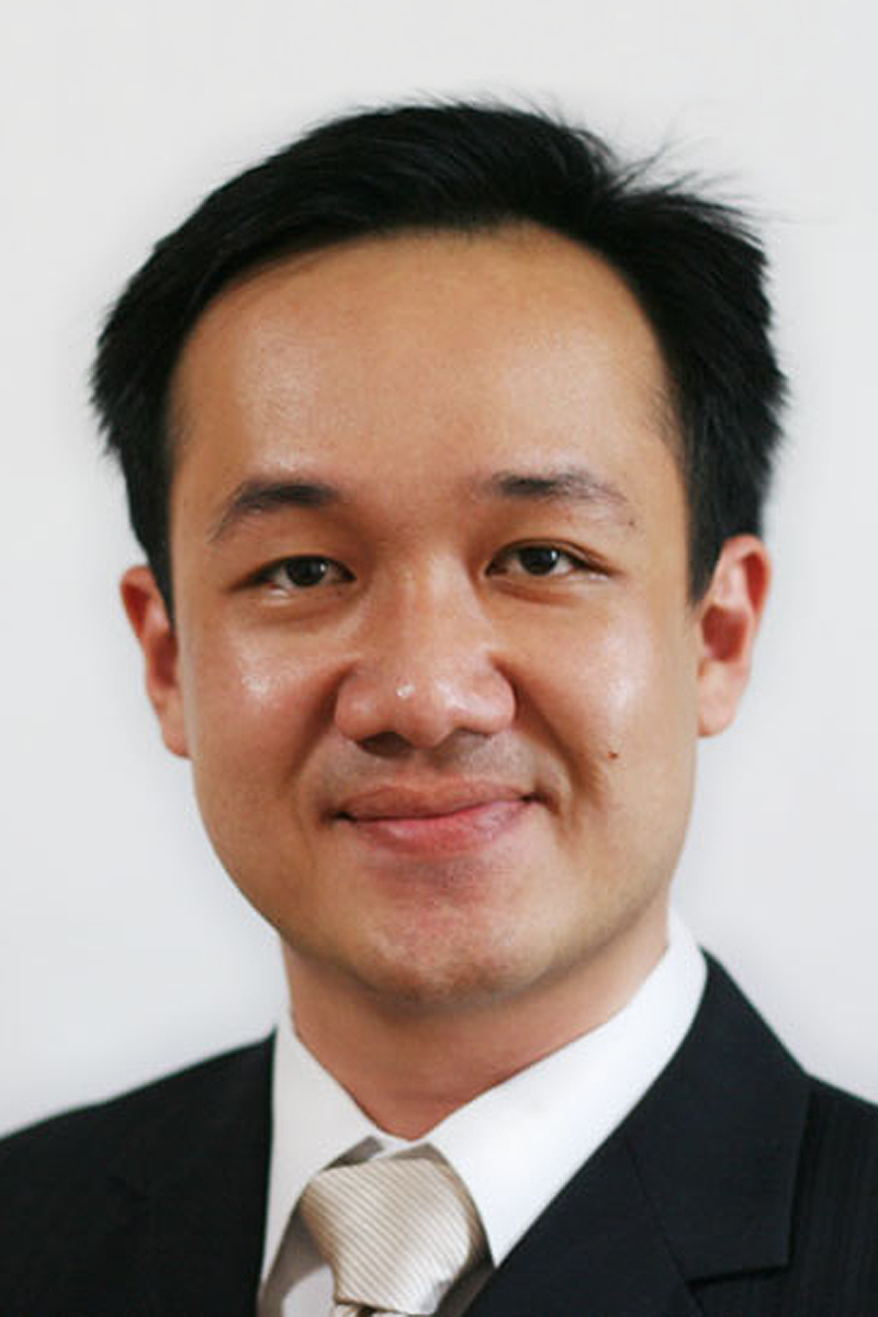 02 Louis Chan