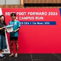 23 Prize-presentation to the top runners