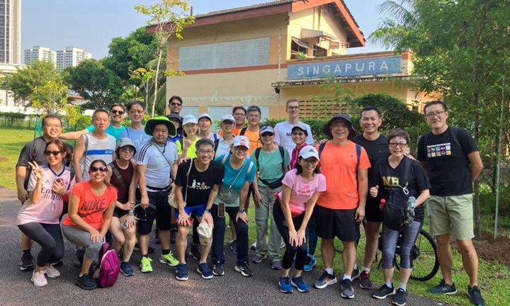 NTU NBS alumni hiking