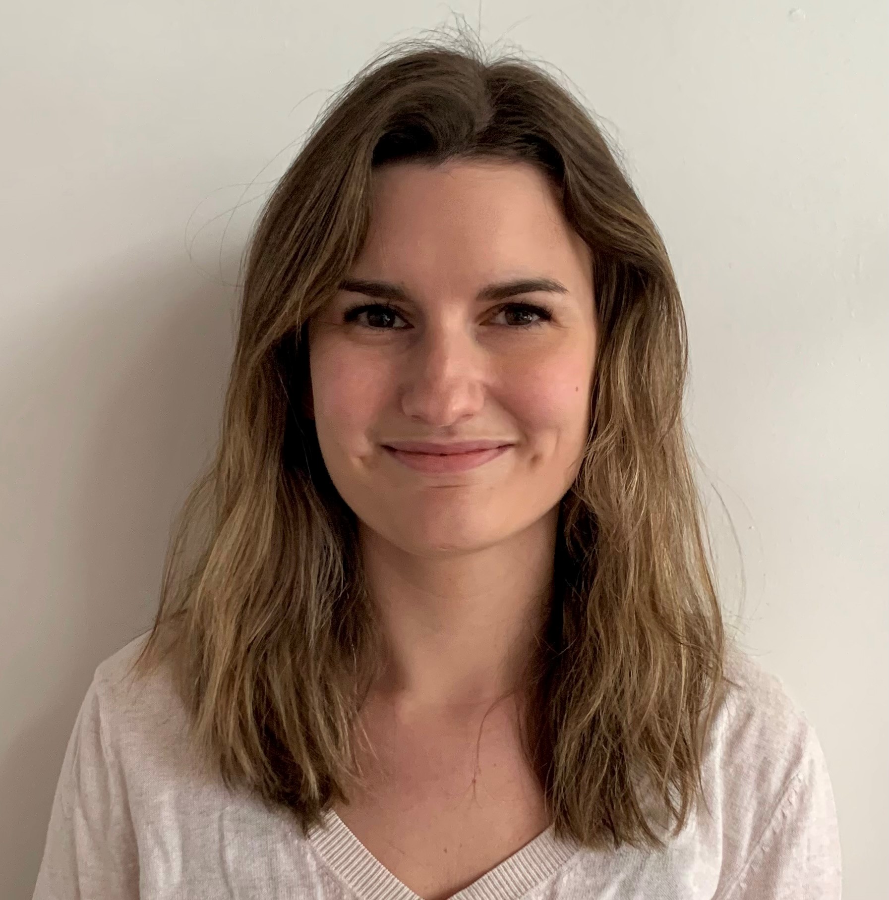 Dr Charlotte Allard, Senior Editor at Nature Reviews Materials