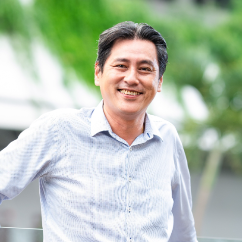 Assoc Prof Daniel NEW