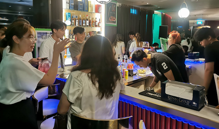 Networking with NTU Alumni seniors