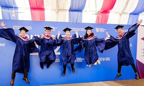 LKCMedicine Convocation 2022